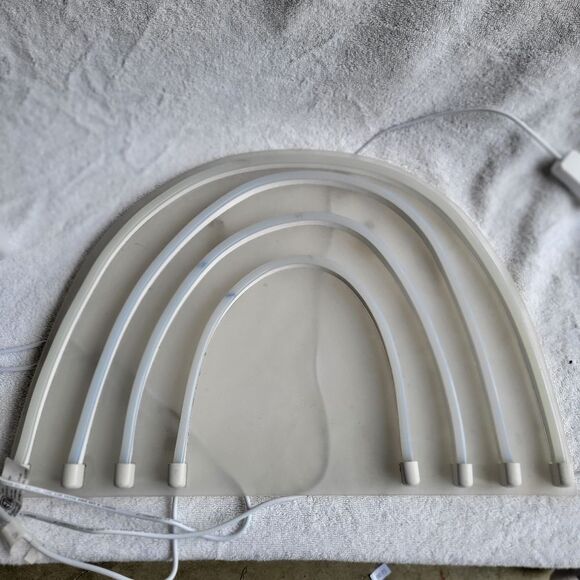 PILLOWFORT ✨️ Rainbow Light - Picture 3 of 3